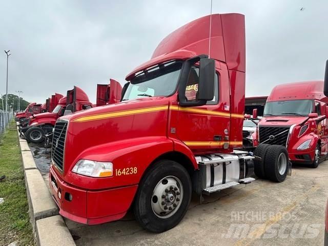 Volvo VNM42T Traktorske jedinice