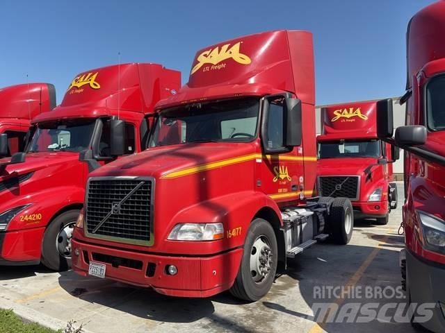 Volvo VNM42T Traktorske jedinice