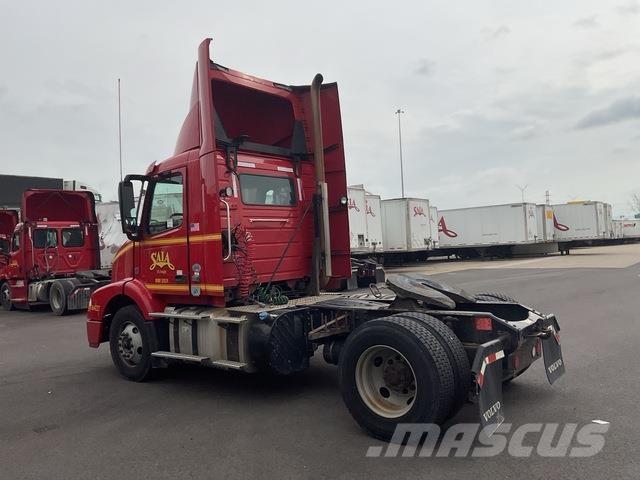 Volvo VNM42T Traktorske jedinice