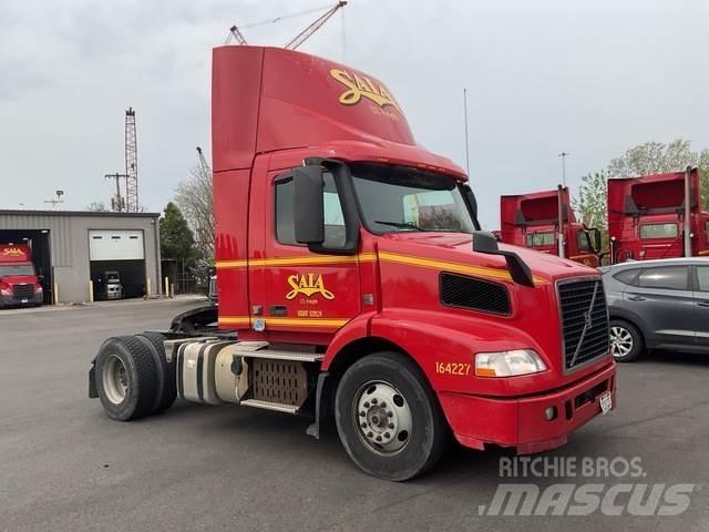 Volvo VNM42T Traktorske jedinice