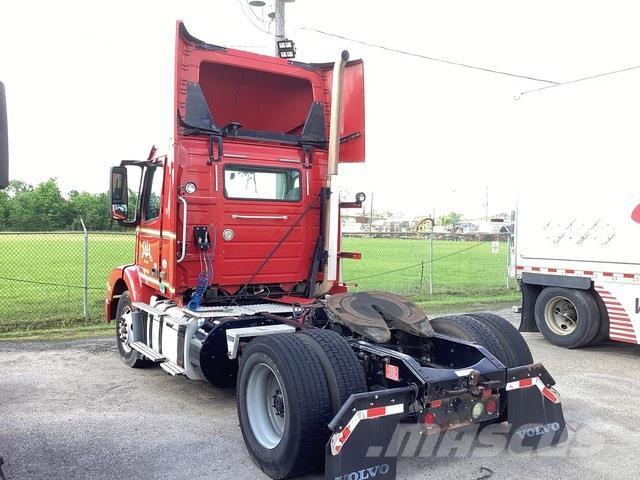 Volvo VNM42T Traktorske jedinice