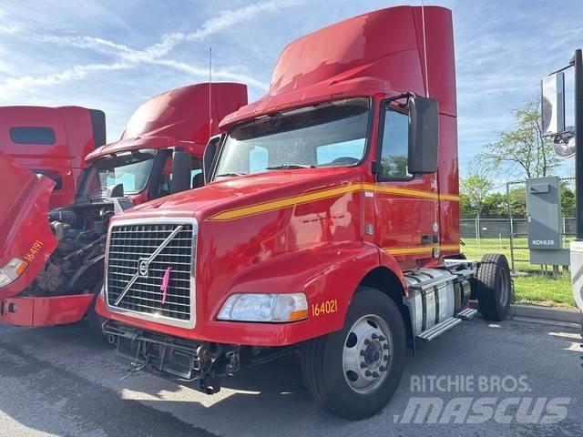 Volvo VNM42T Traktorske jedinice