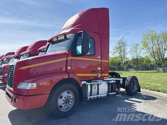 Volvo VNM42T Traktorske jedinice