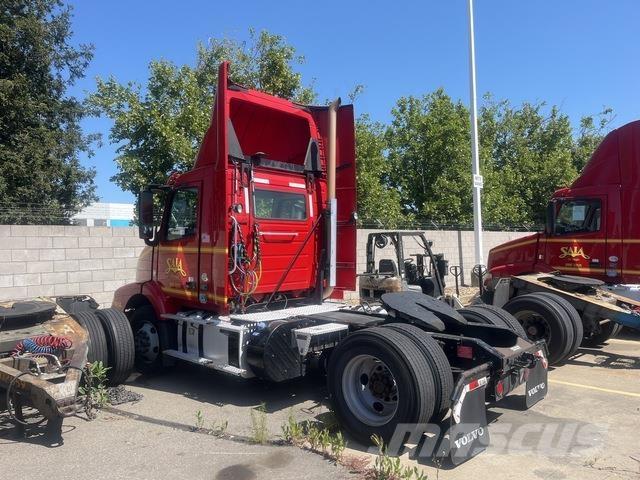 Volvo VNM42T Traktorske jedinice