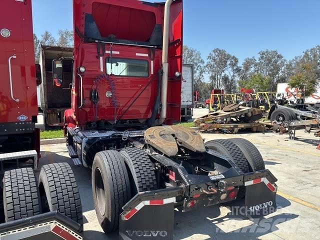 Volvo VNM42T Traktorske jedinice