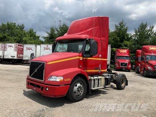 Volvo VNM42T Traktorske jedinice