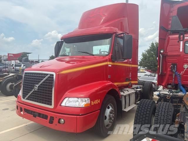 Volvo VNM42T Traktorske jedinice