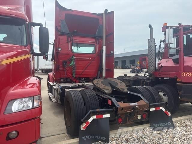 Volvo VNM42T Traktorske jedinice