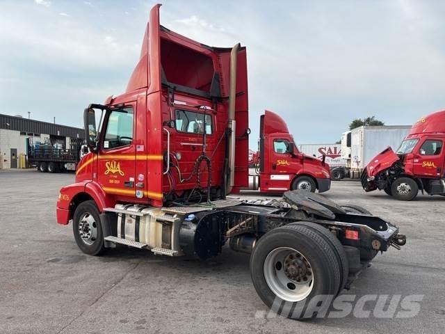 Volvo VNM42T Traktorske jedinice