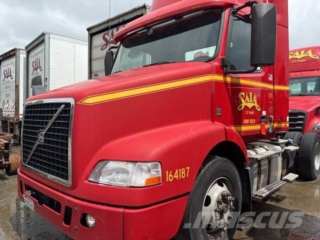 Volvo VNM42T Traktorske jedinice