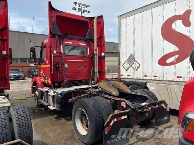 Volvo VNM42T Traktorske jedinice