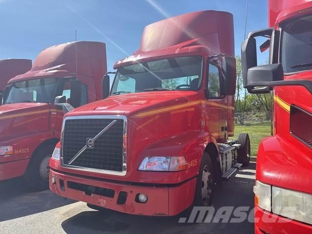 Volvo VNM42T Traktorske jedinice