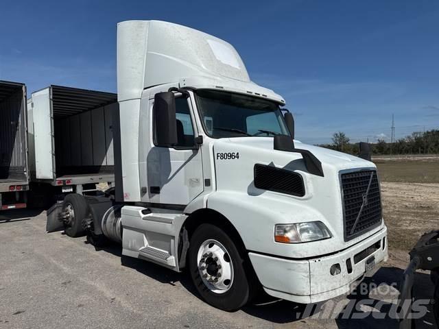 Volvo VNM64T Traktorske jedinice