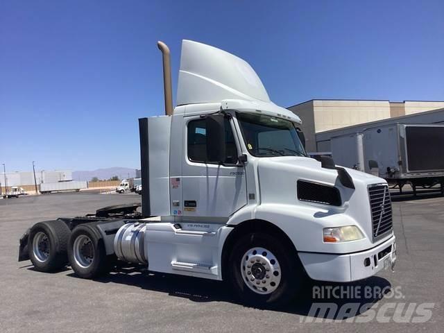 Volvo VNM64T Traktorske jedinice
