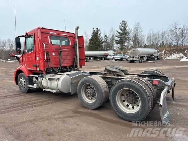 Volvo VNR Traktorske jedinice