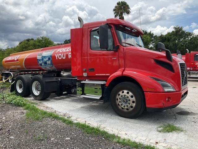 Volvo VNR Traktorske jedinice