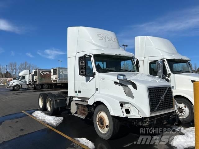 Volvo VNR64T Traktorske jedinice