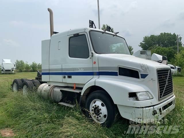 Volvo VNR64T Traktorske jedinice