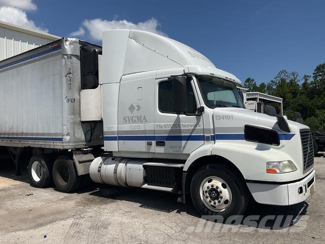 Volvo VNR64T Traktorske jedinice