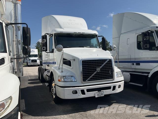 Volvo VNR64T Traktorske jedinice