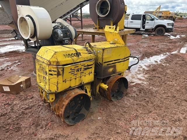 Wacker Neuson  Kompaktori zemlje
