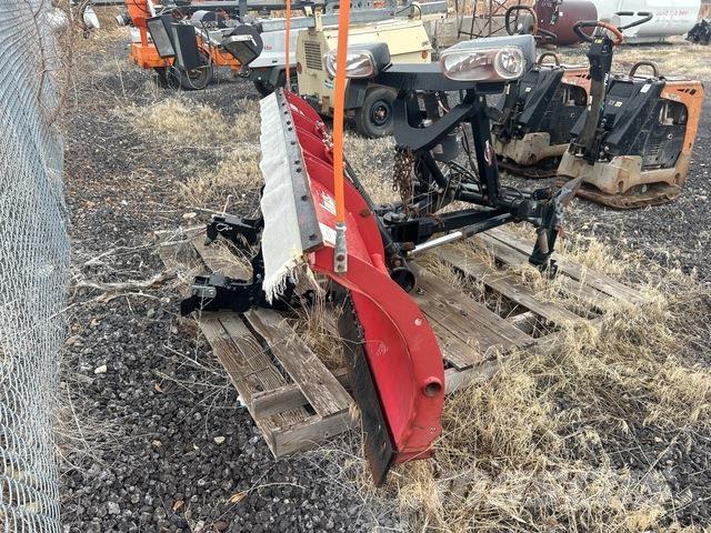 Western  Sniježne daske i  plugovi