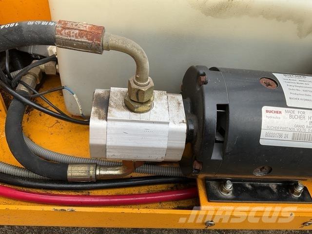 XCMG GTJZ1012 Škaraste platforme