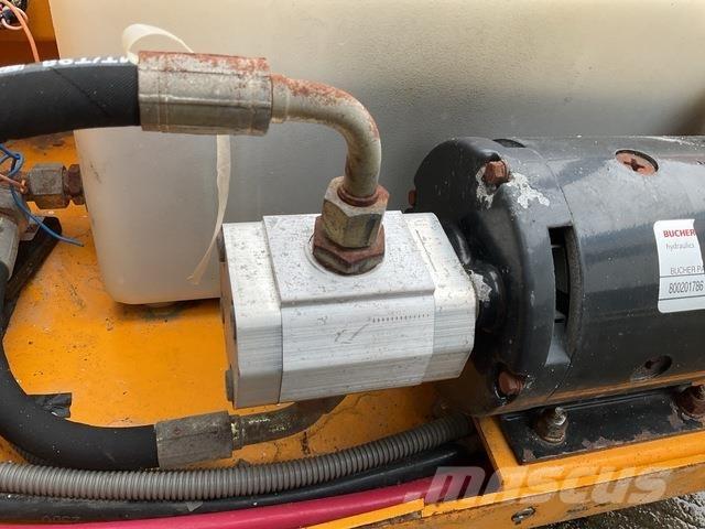 XCMG GTJZ1212 Škaraste platforme