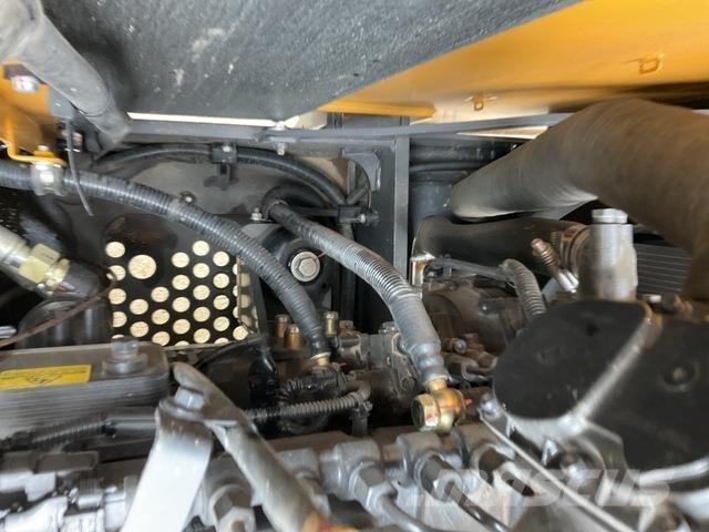 XCMG XE135G Bageri gusjeničari