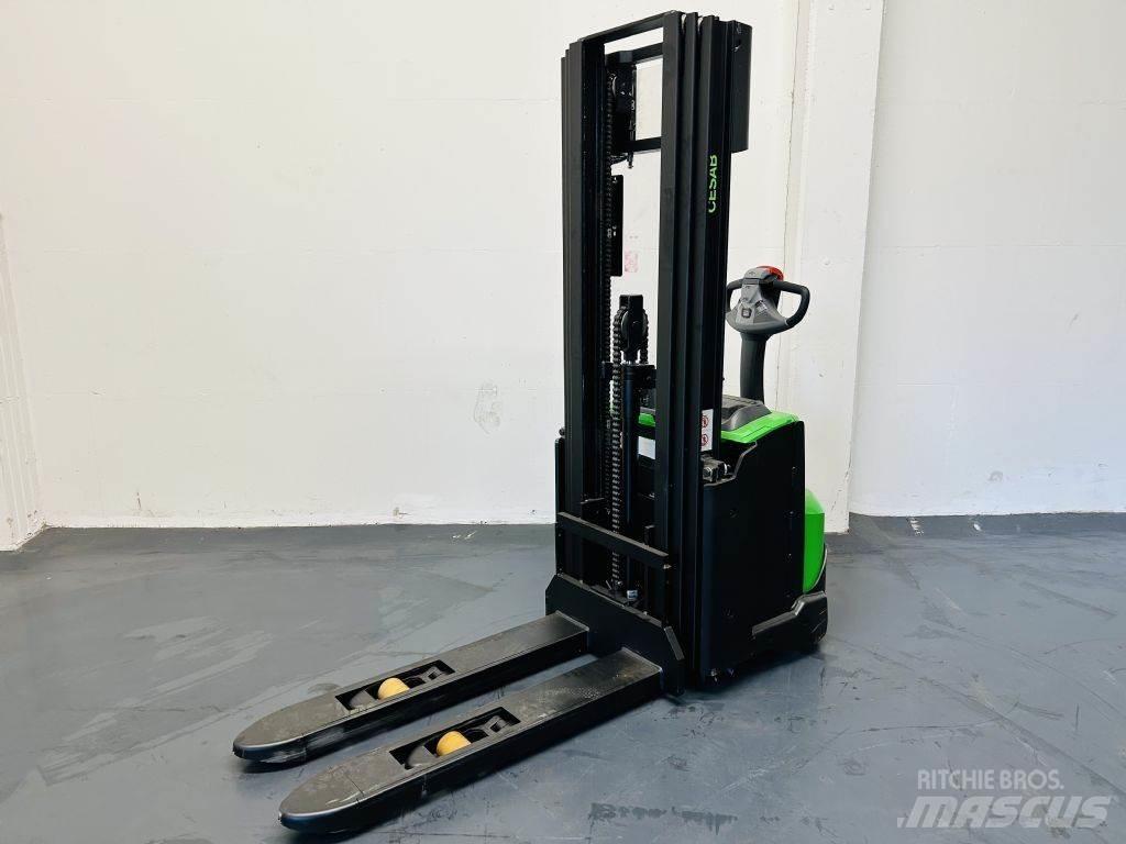 Cesab S214L Ručni električni viličar