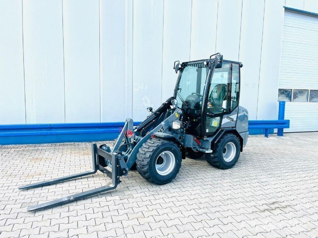 GiANT G2500 X-TRA HD Utovarivači na kotačima
