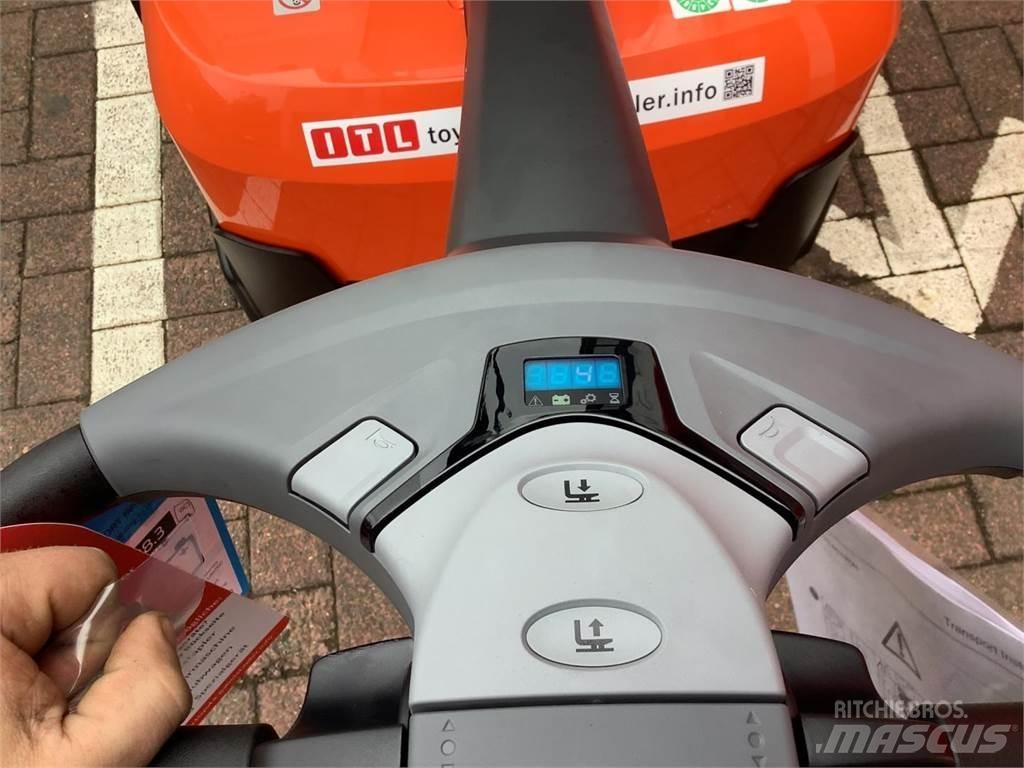 Toyota SWE120L Ručni električni viličar