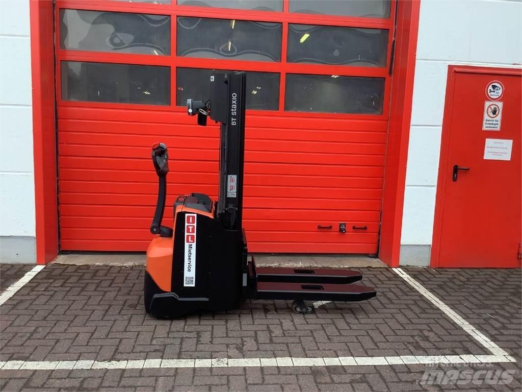 Toyota SWE120L Ručni električni viličar