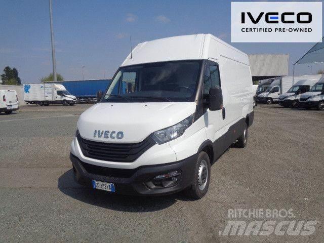 Iveco 35S14 Sanduk kombiji