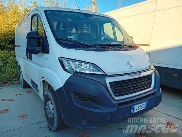 Peugeot BOXER Sanduk kombiji