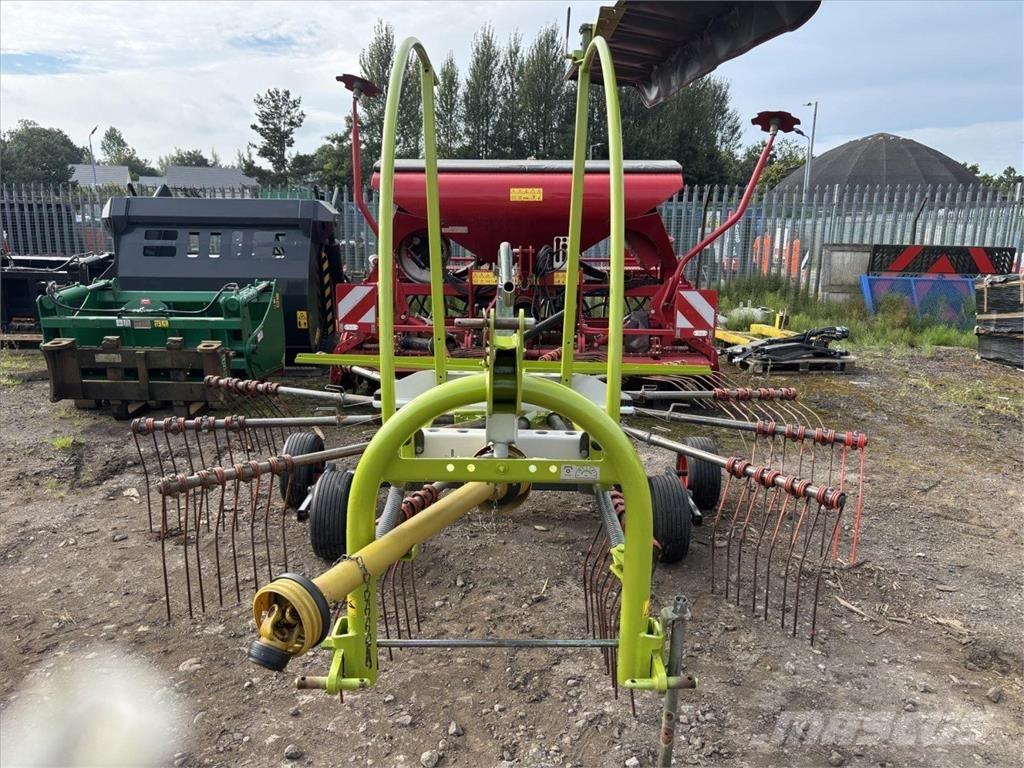 CLAAS LINER 450 Okretači i sakupljači sijena