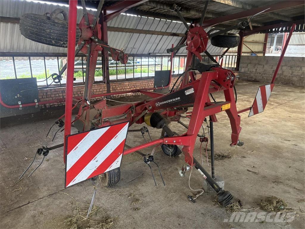 Kongskilde Z555 Okretači i sakupljači sijena