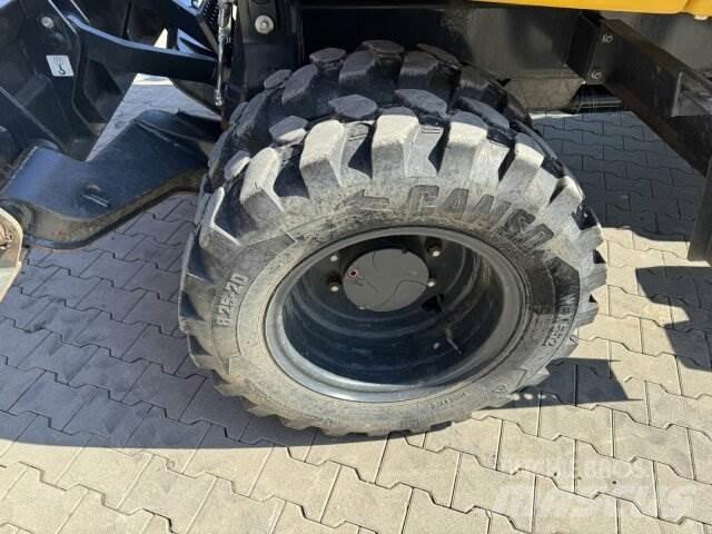 Komatsu PW98 MR10 Bageri na kotačima