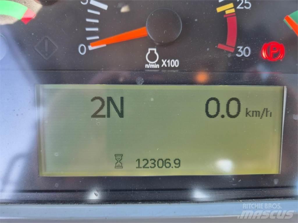 CAT 966M Utovarivači na kotačima