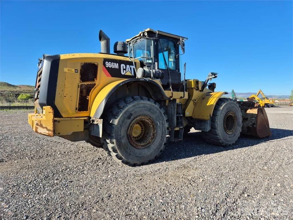 CAT 966M Utovarivači na kotačima