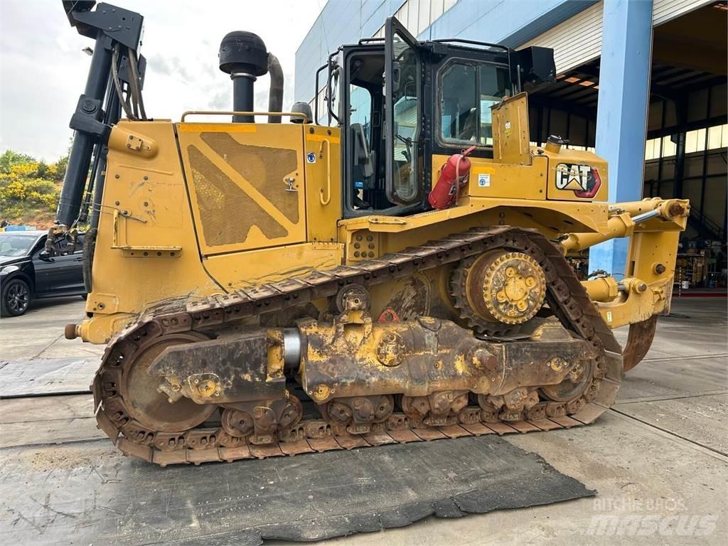 CAT D8T Buldožeri gusjeničari