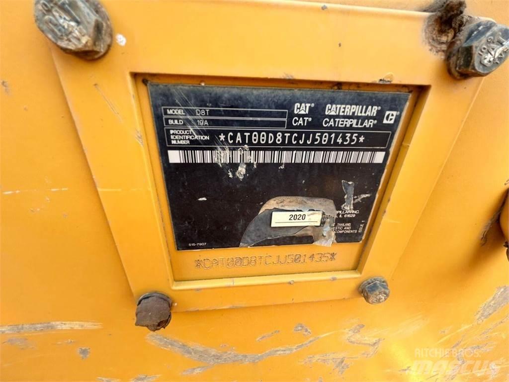 CAT D8T Buldožeri gusjeničari