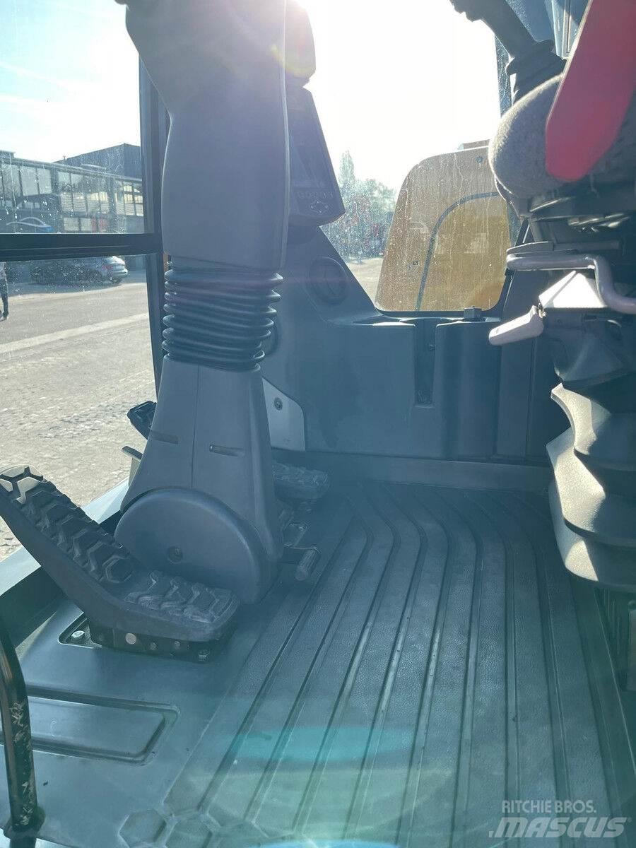 CAT M315F Bageri na kotačima