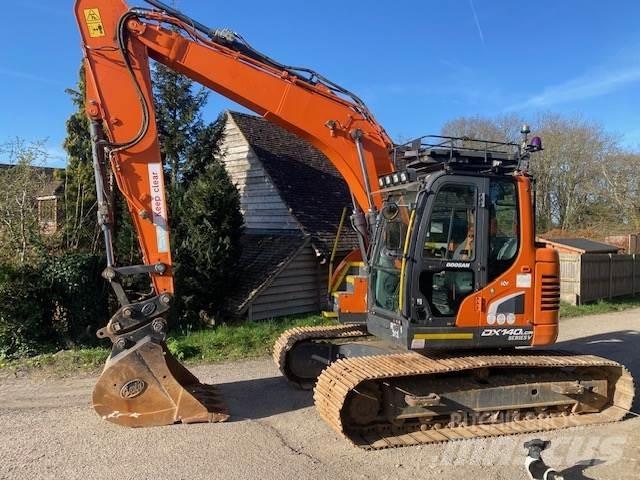 Doosan DX140LCR Bageri gusjeničari