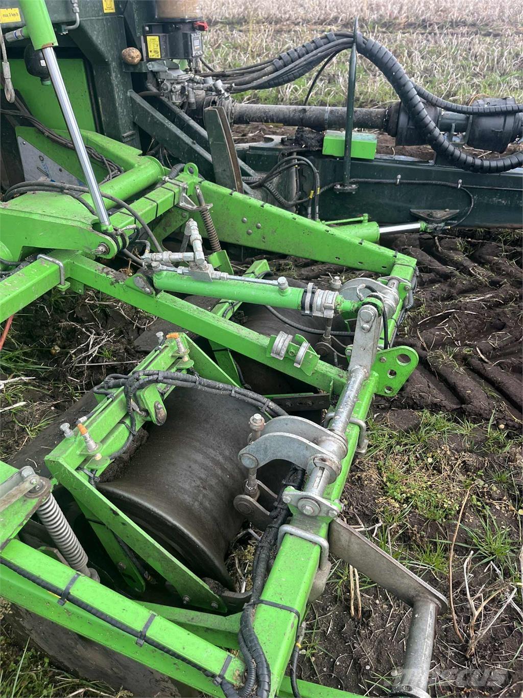 AVR 9200 CR Skupljači i kopači krumpira