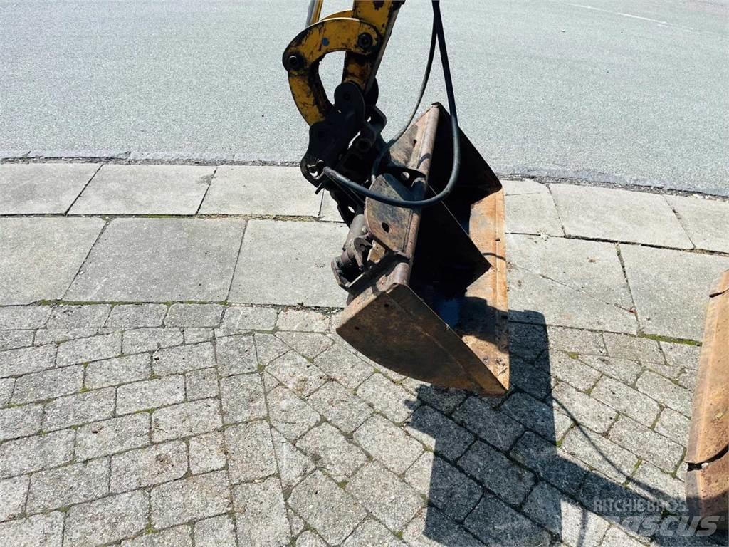 CAT 301.8C Mini bageri <7t