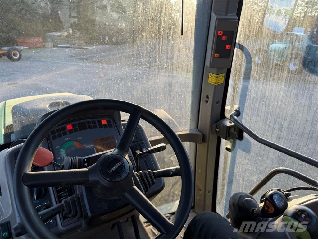 CLAAS ARES 836 Traktori