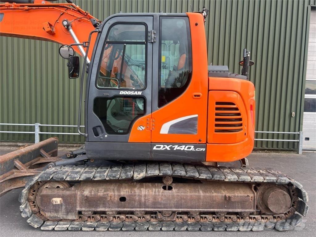 Doosan DX140LCR-5 Bageri gusjeničari