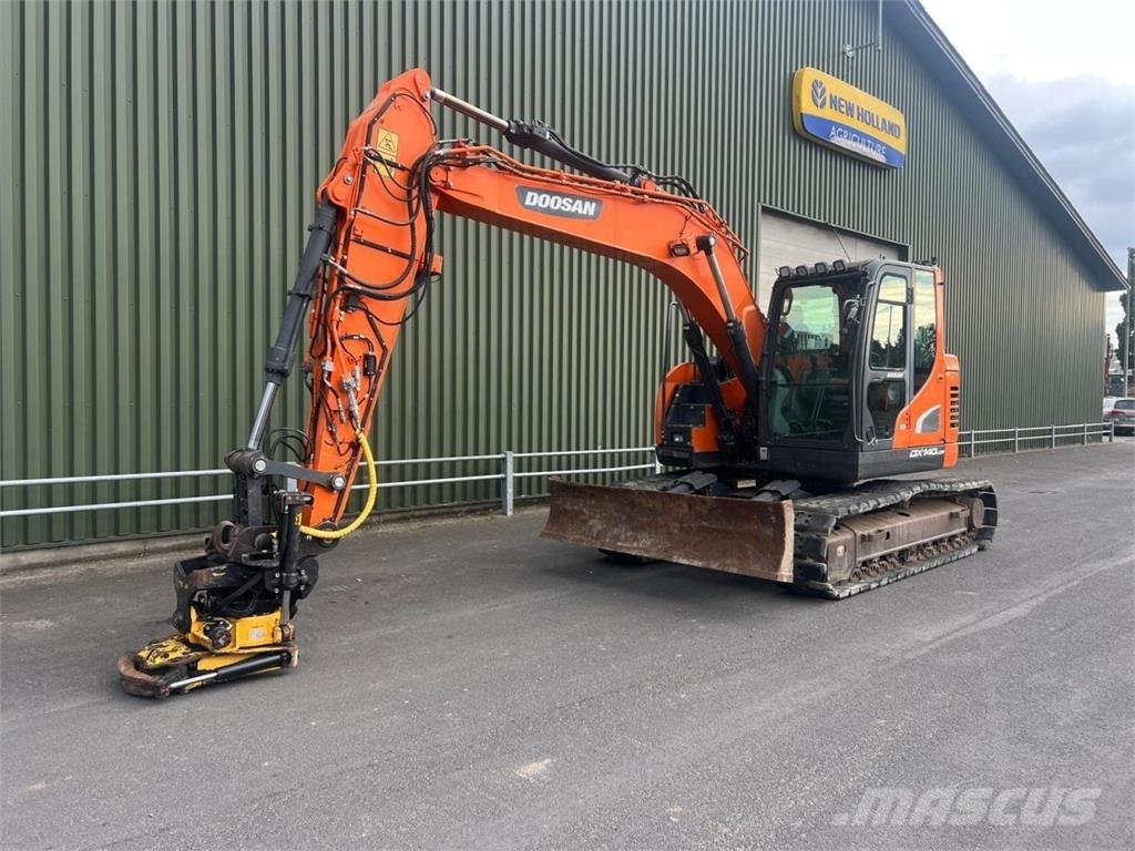 Doosan DX140LCR-5 Bageri gusjeničari