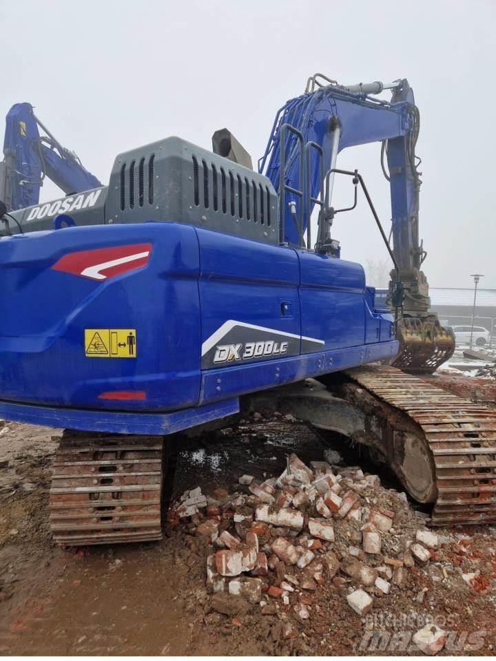 Doosan DX300LC-7 Bageri gusjeničari